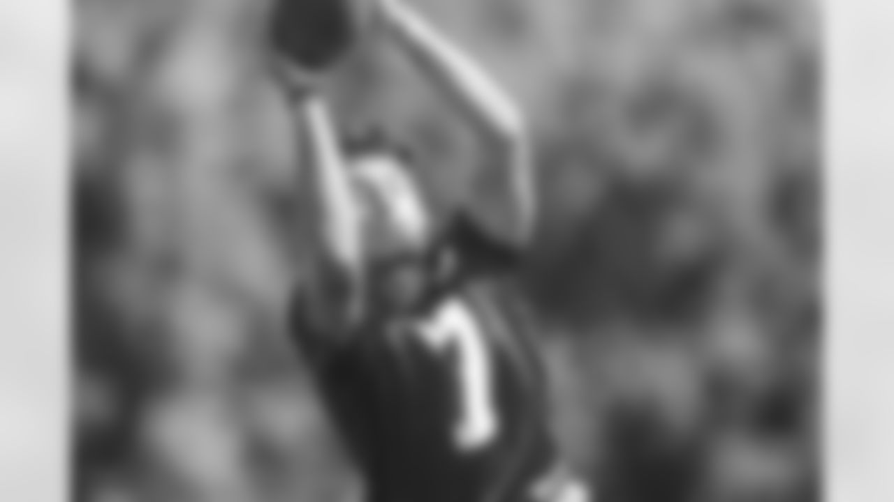 WR Devin Gray