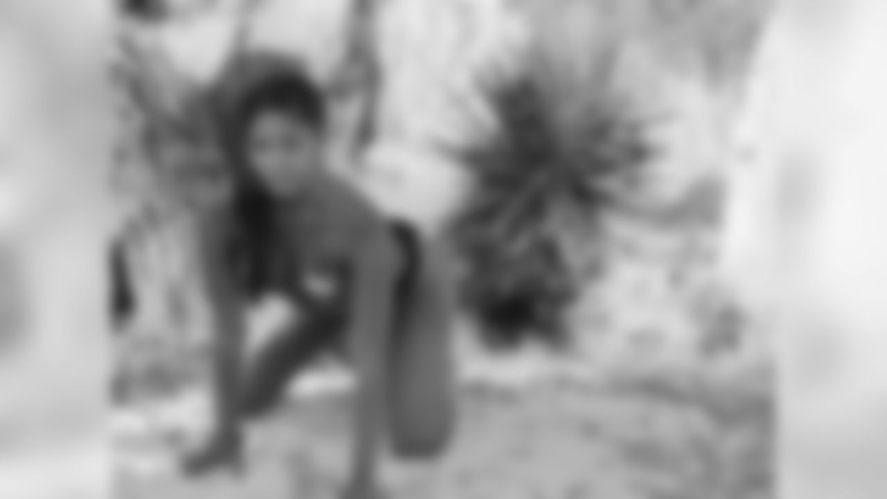 Kelly P. // Atlanta Falcons Cheerleaders Swimsuit Calendar Photo Shoot - Day 4 // 5/29/11 // Bermuda -