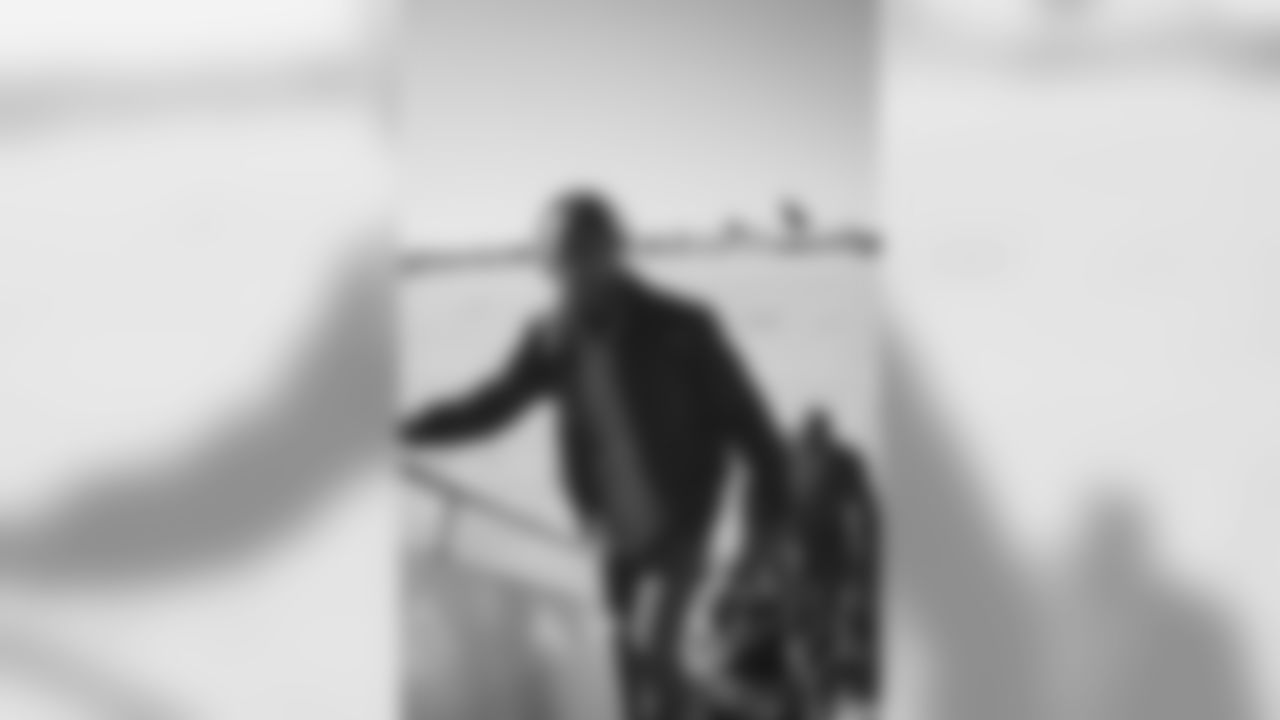 CB Taveze Calhoun