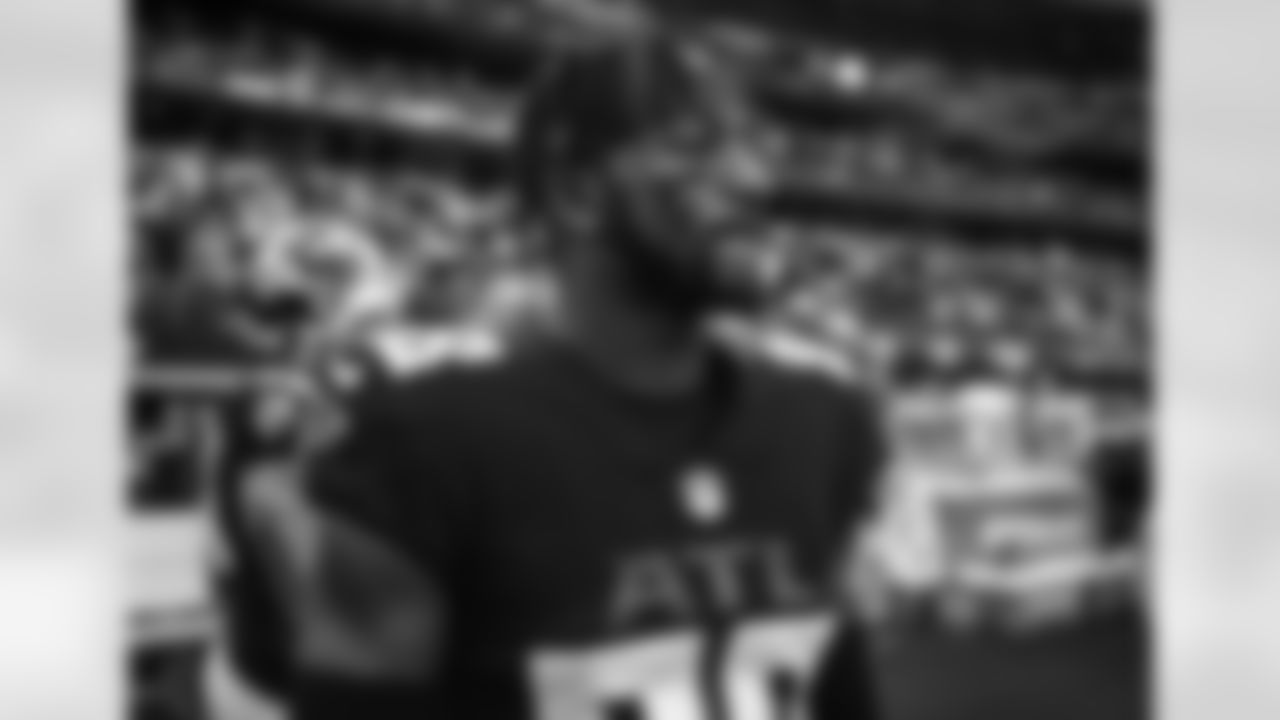 Atlanta Falcons wide receiver Frank Darby #88 is seen on the sideline prior to a game against the Dallas Cowboys at AT&T Stadium in Arlington, Texas on Sunday, November 14, 2021. (Photo by Brandon Magnus/Atlanta Falcons)