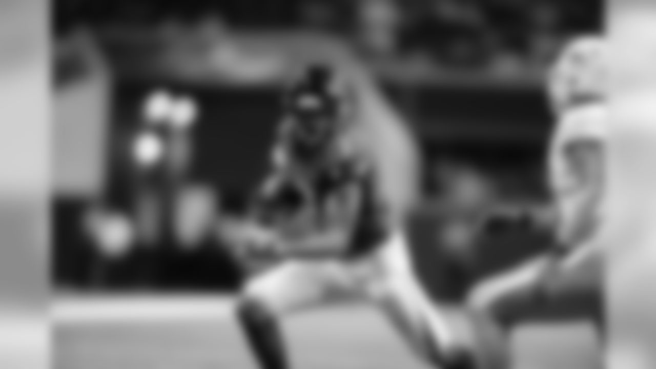 WR Devin Gray