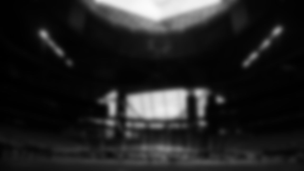An overall view during the Falcons First Look practice at Mercedes-Benz Stadium in Atlanta, Georgia on Friday, June 3, 2022. (Photo by Shanna Lockwood/Atlanta Falcons)