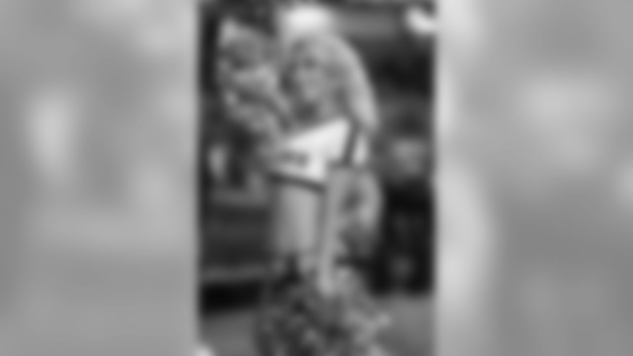Amanda T. // Falcons vs. Dolphins - Cheerleaders // August 12, 2011 // Atlanta -