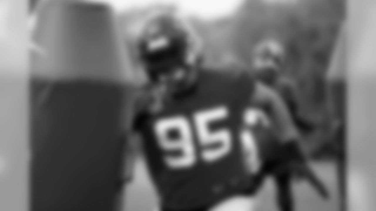 Atlanta Falcons defensive tackle Jack Crawford #95 in action during practice. (Photo by Kara Durrette/Atlanta Falcons)