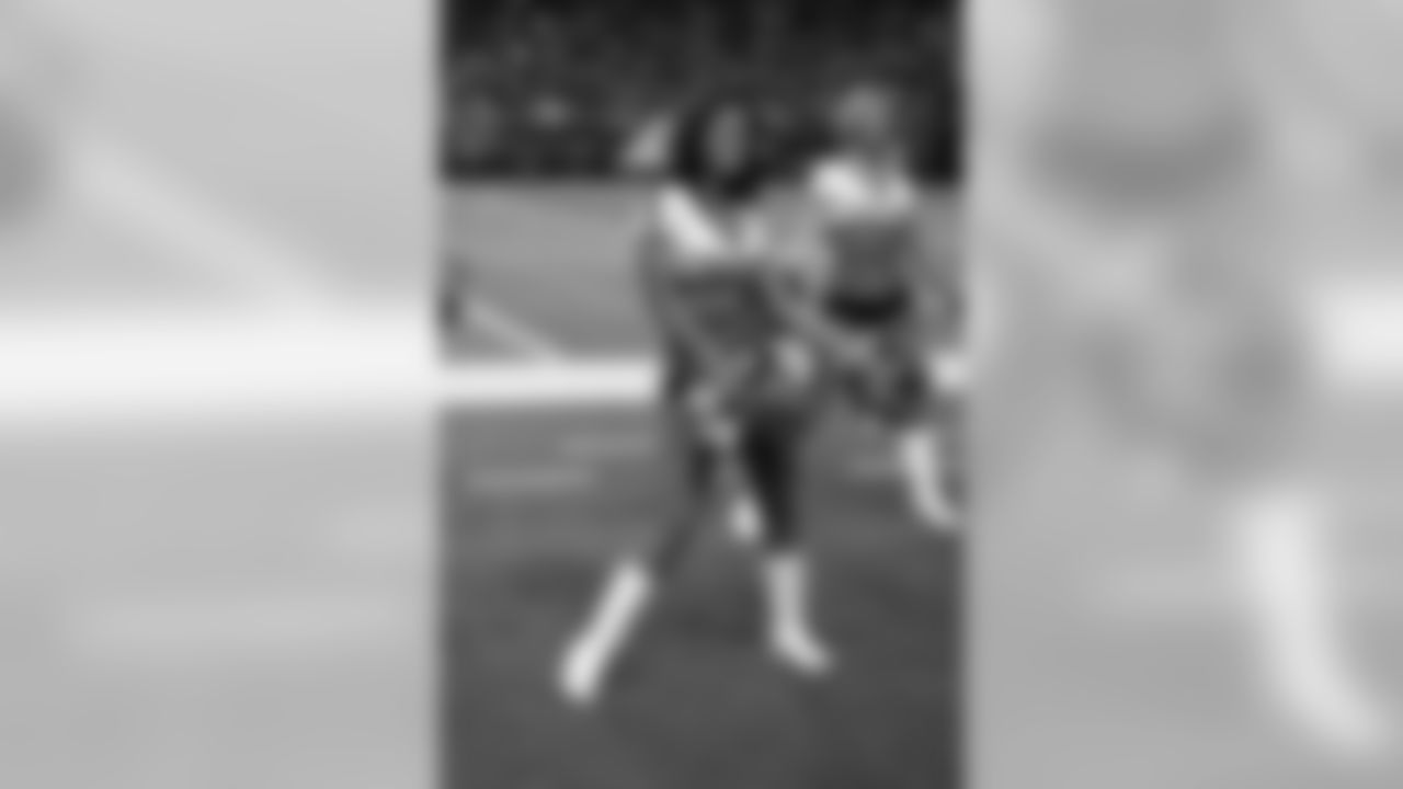 Candice H. // 2010 Atlanta Falcons Cheerleaders Game Shots // 2010 // Atlanta -