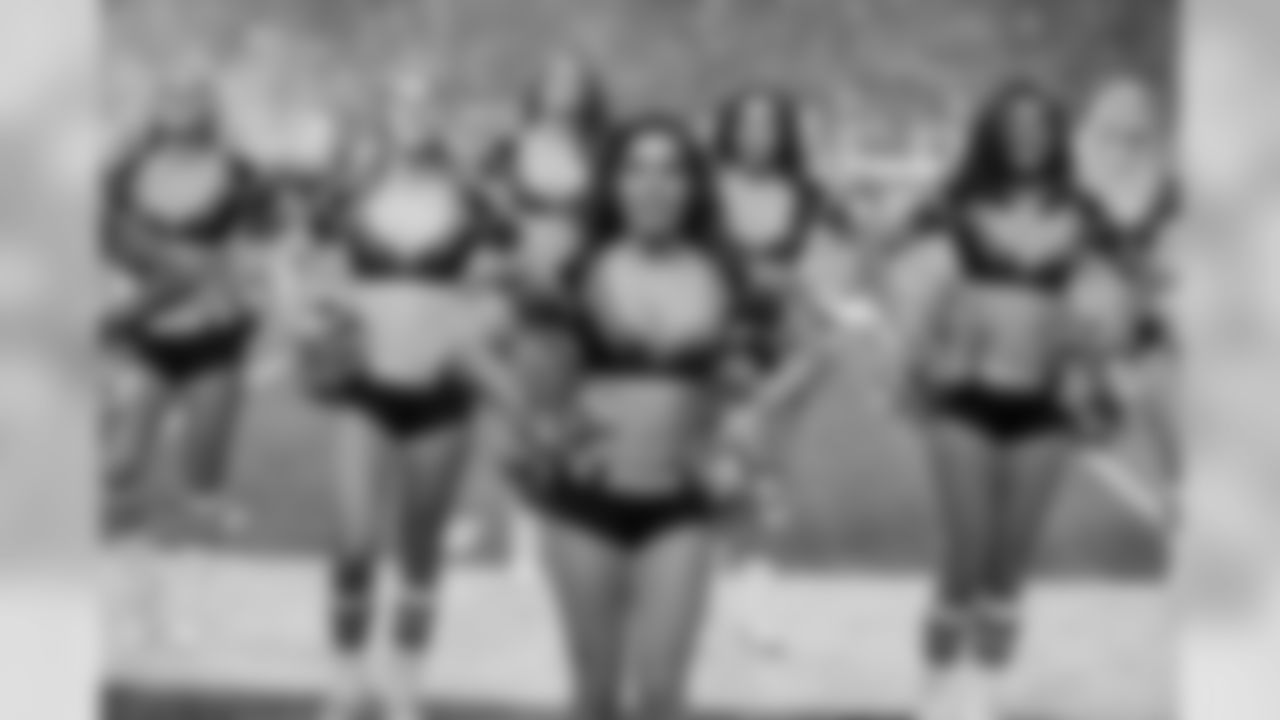 The Atlanta Falcons Cheerleaders smile at the crowd (PHOTOS: Art Morrison, Special to AtlantaFalcons.com)