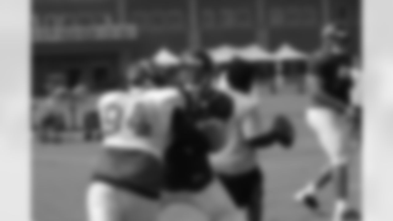 DT Peria Jerry works with the offensive line // 2011 Russell Athletic Training Camp - Day 4 // August 1, 2011 // Flowery Branch, Ga. —