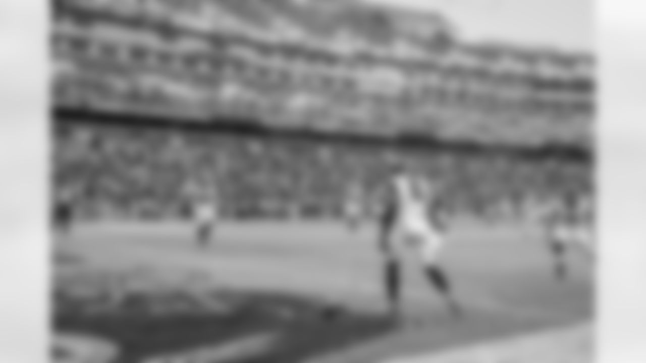 WR Julio Jones keeps going for his first touchdown of the 2018 season.