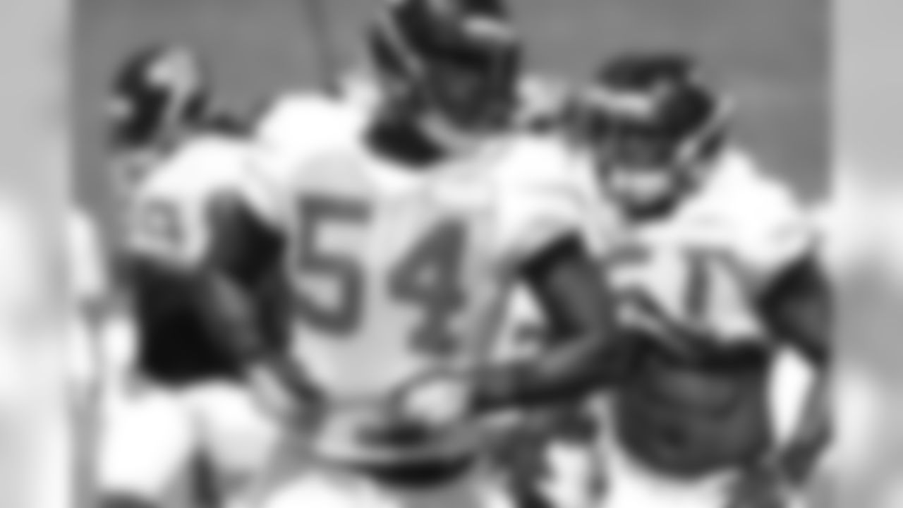 LB Yawin Smallwood