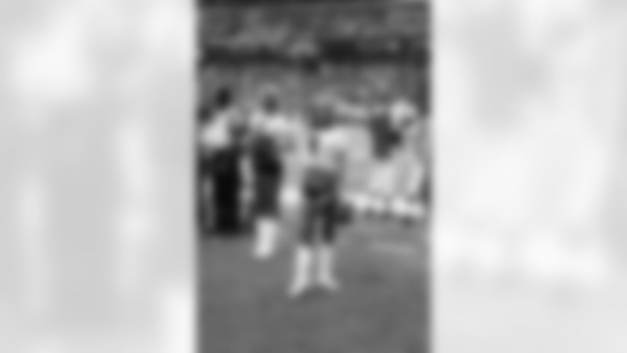 Brandy K. // 2010 Atlanta Falcons Cheerleaders Game Shots // 2010 // Atlanta -