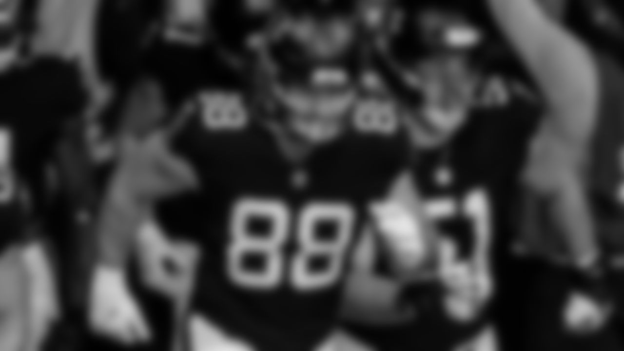 Atlanta Falcons tight end Luke Stocker #88 enters the field during warmups before the game against the New Orleans Saints on December 6, 2020.