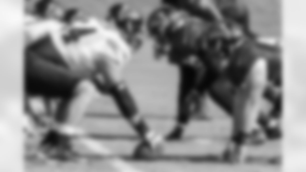 G Sean Harlow, DT Jacob Tuioti-Mariner
Atlanta Falcons/ Kara Durrette