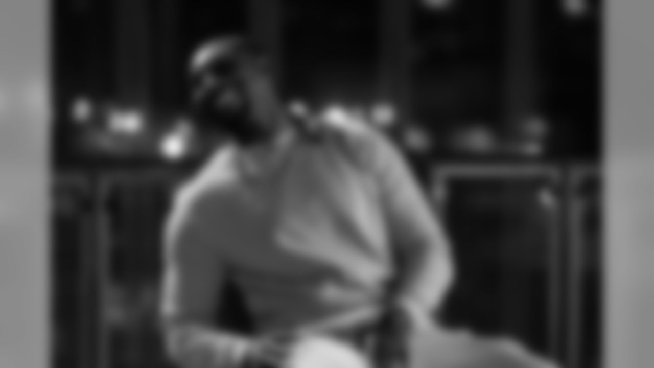 AF_20191123_Roddy-White-Surprise_KD1_9229