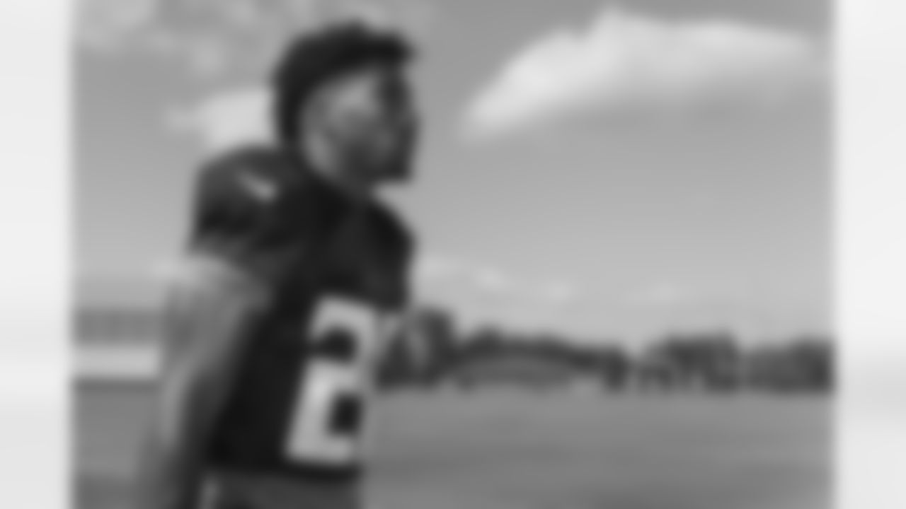 Atlanta Falcons cornerback Dee Alford #20 during practice at Atlanta Falcons Training Facility in Flowery Branch, Ga. on Wednesday, October 18, 2023. (Photo by Shanna Lockwood/Atlanta Falcons)