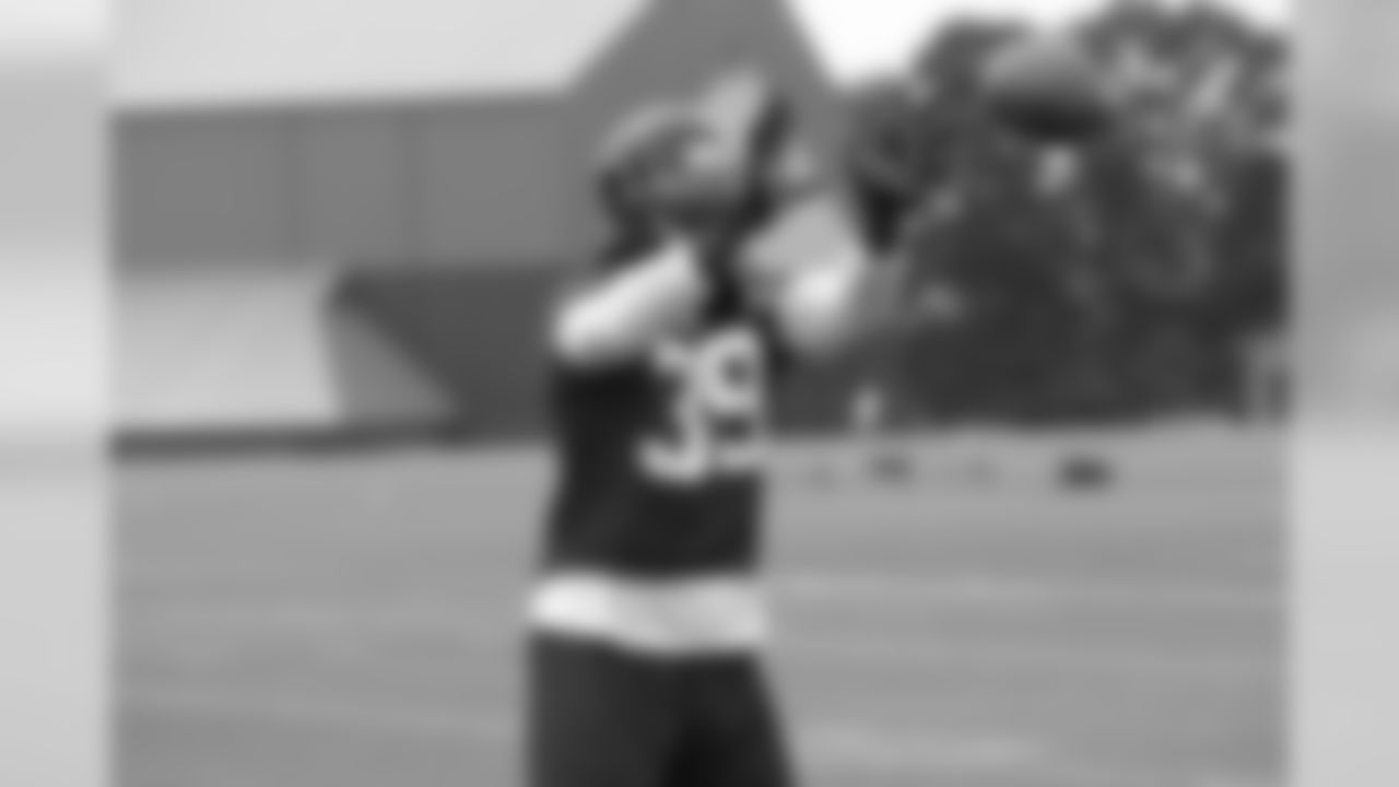 RB Steven Jackson