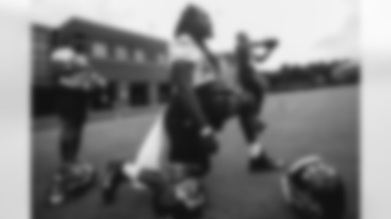 LB De'Vondre Campbell