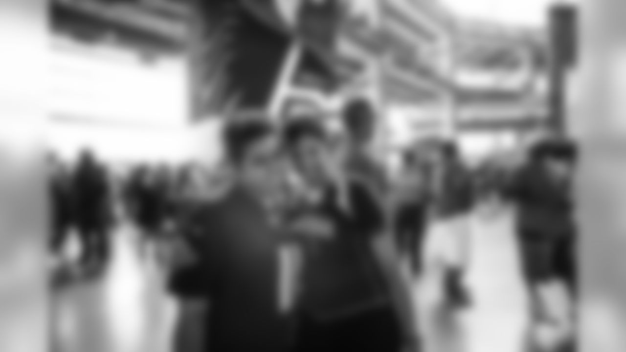 CARvsATL_CM_FanPhoto_09162018_0041