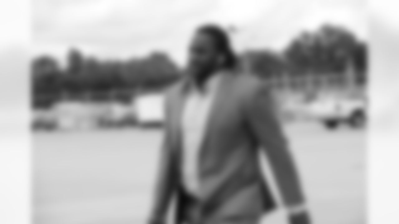 DE Tyson Jackson