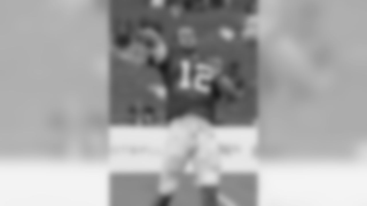 QB Sean Renfree