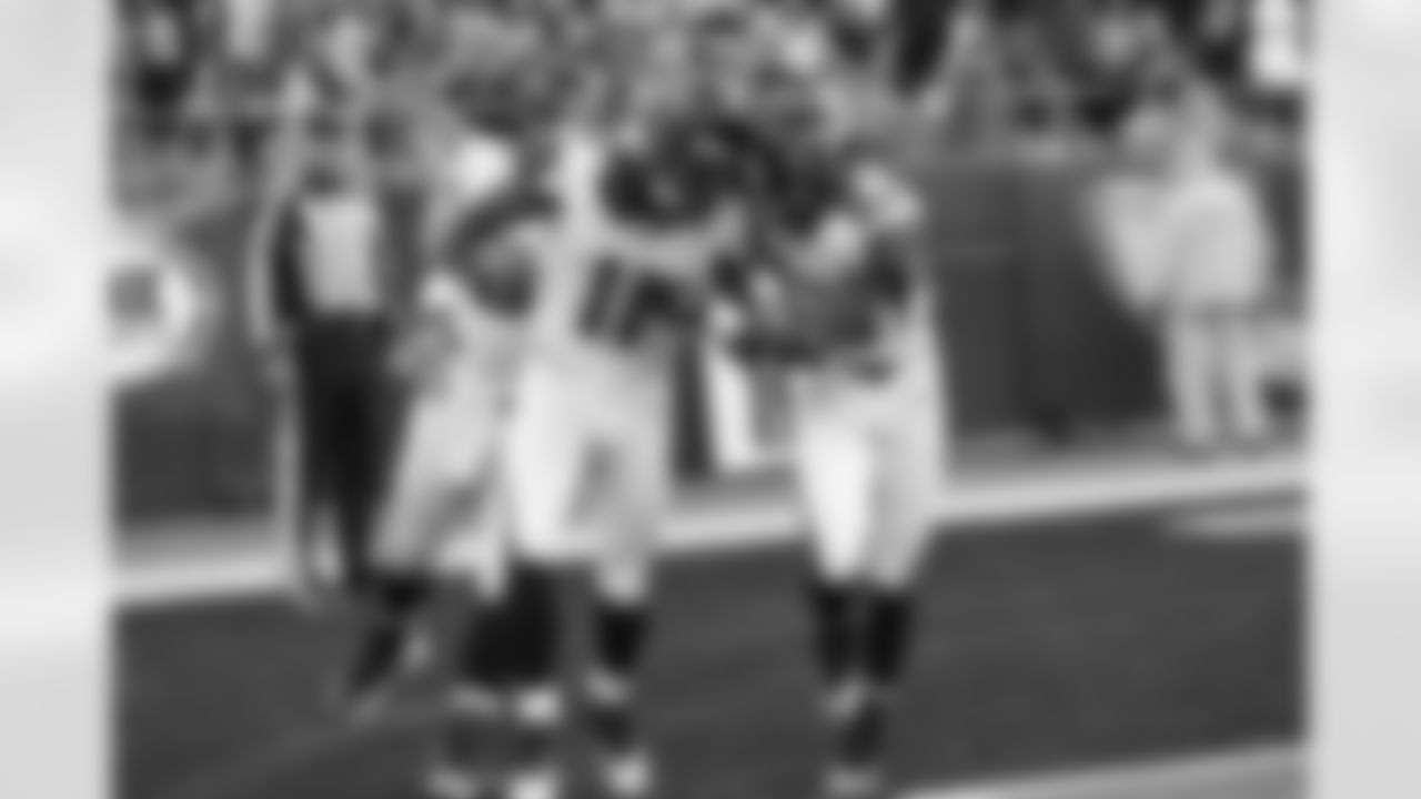 The Falcons visit Bank of America Stadium in Charlotte for their second NFC South game against the Panthers this season // Falcons at Panthers - 2011 // Dec. 11, 2011 // Charlotte -