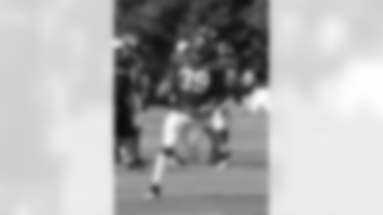 RB Steven Jackson