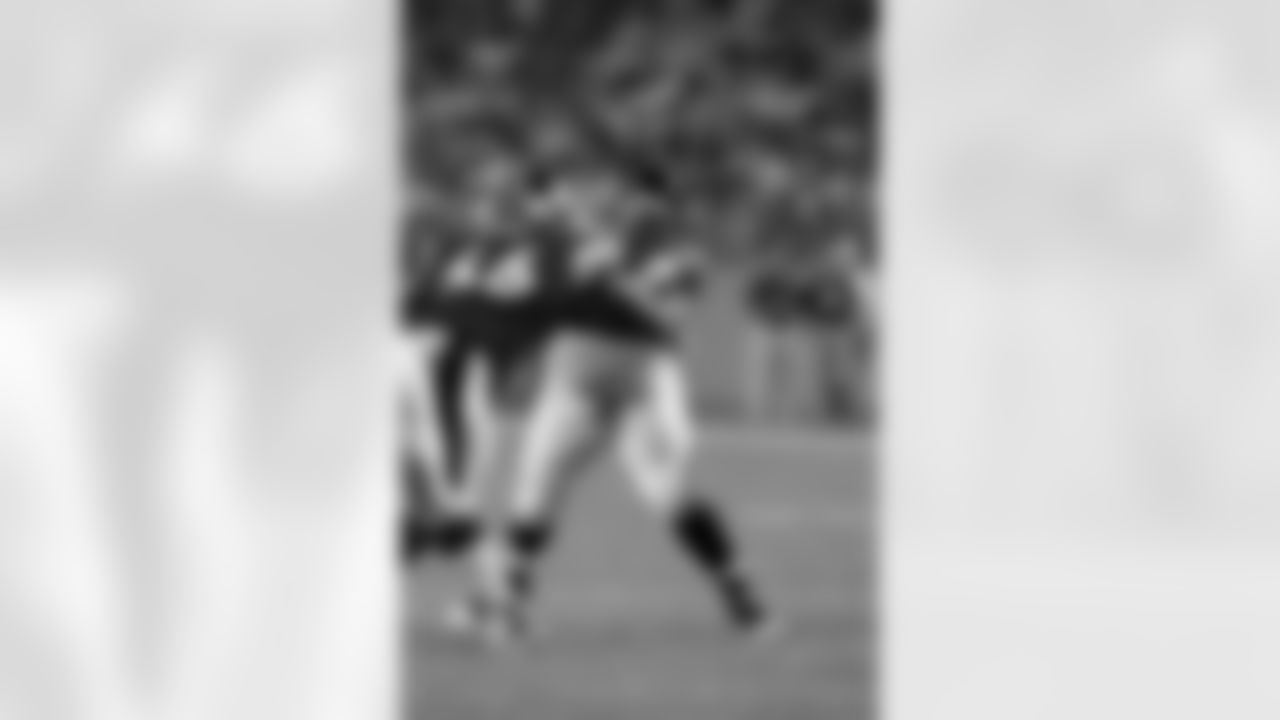 The Falcons and Steelers face off in Pittsburgh during the third preseason game for both teams // Falcons at Steelers - Preseason // Pittsburgh —