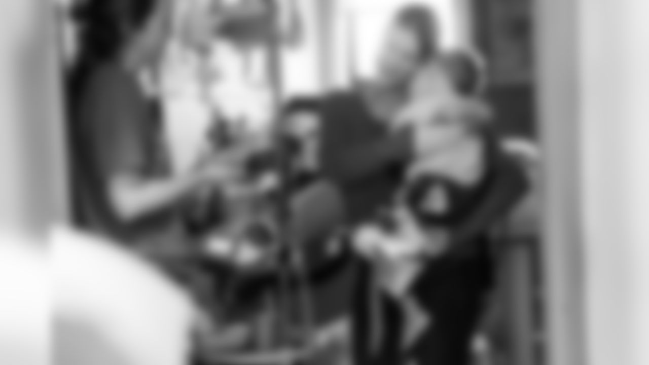 CHOACaroling_KD_12172018_0096