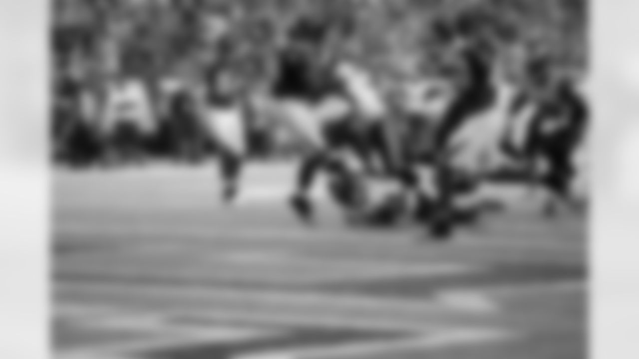 The Rams defense tries to keep RB Jason Snelling out of the end zone