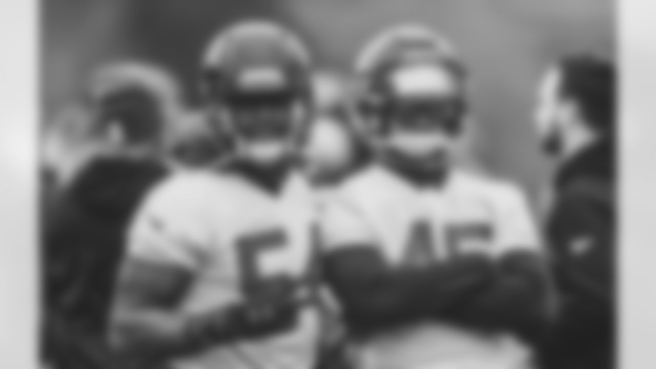 LB Foye Oluokun, LB Deion Jones
Atlanta Falcons / Stacey Ward