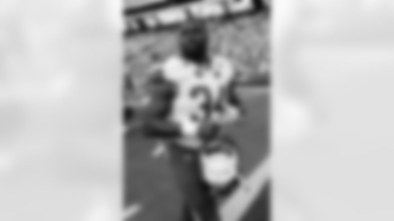 FB Ovie Mughelli, 2011 Pro Bowl