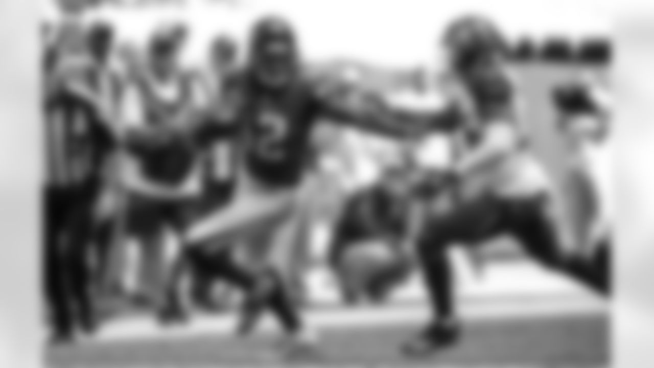 WR Mohamed Sanu