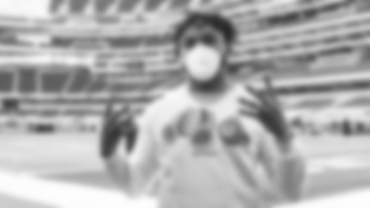 Atlanta Falcons running back Qadree Ollison #30 arrives to face the Los Angeles Chargers on December 13, 2020.