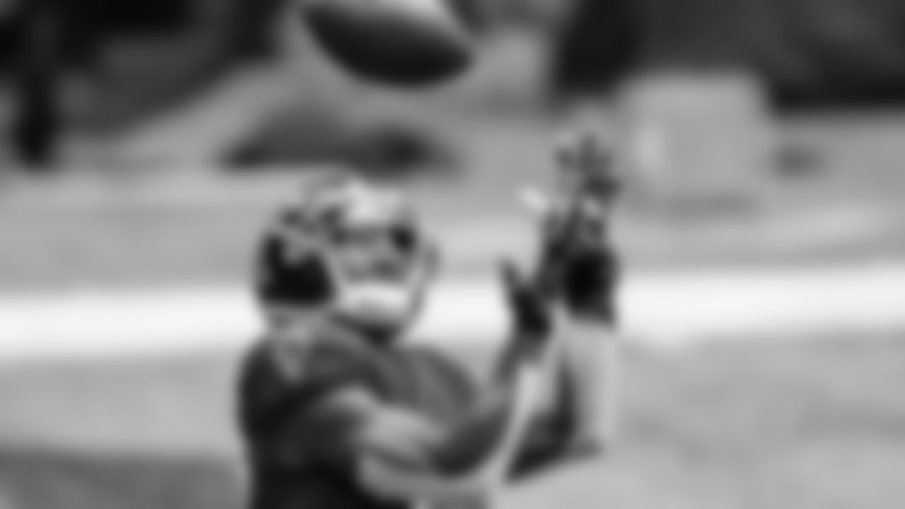 Atlanta Falcons running back Brian Hill #23 makes a catch during pregame against the Detroit Lions on October 25, 2020. (Photo by Kyle Hess/Atlanta Falcons)