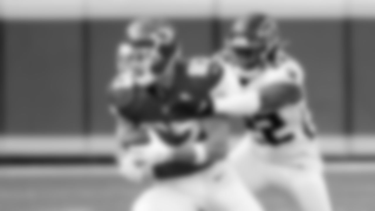 Atlanta Falcons strong safety Keanu Neal #22 defends during the second half against the Kansas City Chiefs on December 27, 2020.
