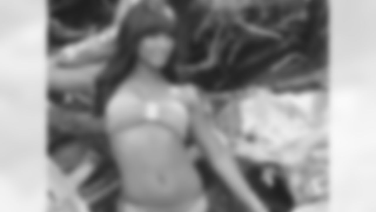 Natalie S. // 2011 Atlanta Falcons Cheerleaders Swimsuit Calendar Photo Shoot // 2011 // Bermuda -