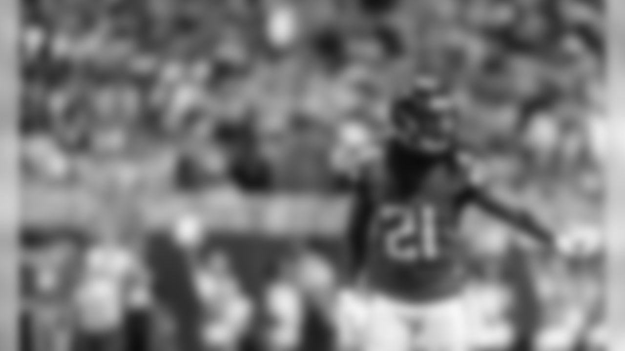 Trufant TBvsATL_FirstHalf_LB_101418__0113