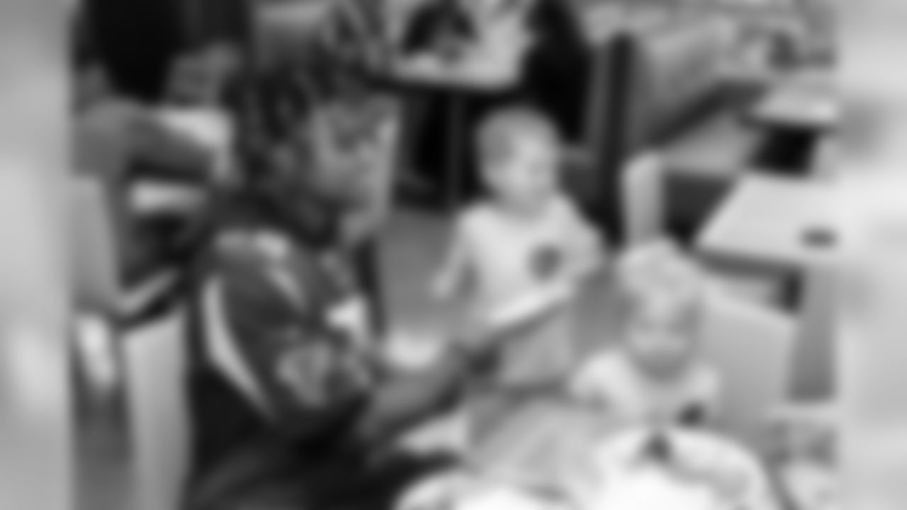 Falcons_20190909_RonaldMcDonaldHouse_KM4_0749