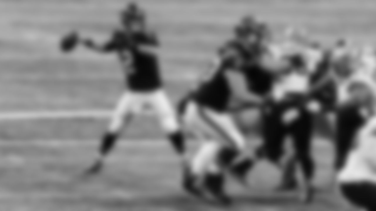 Atlanta Falcons quarterback Matt Ryan #2 in action against the New Orleans Saints on December 6, 2020.
