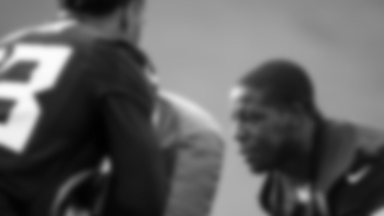 Atlanta Falcons linebacker Foye Oluokun #54 in action during field work drills in Phase II of the Atlanta Falcons offseason program on May 20, 2021.