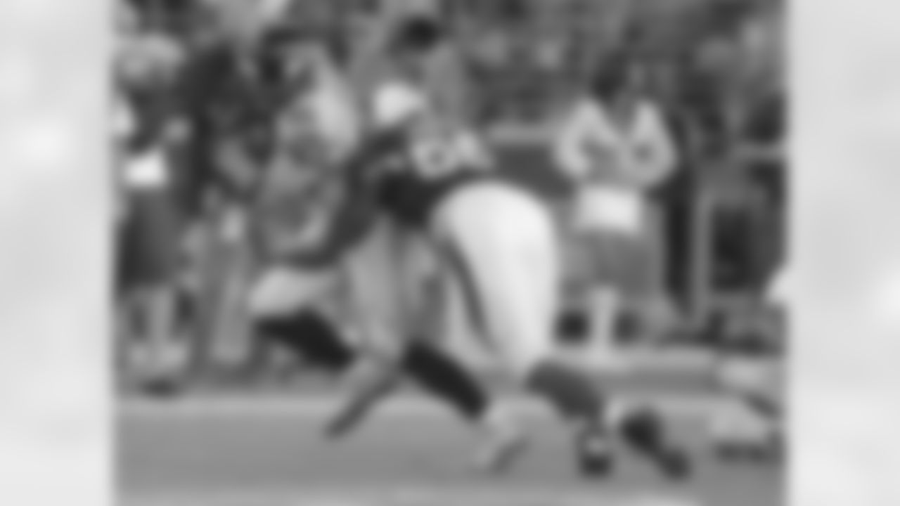 ILB Karlos Dansby