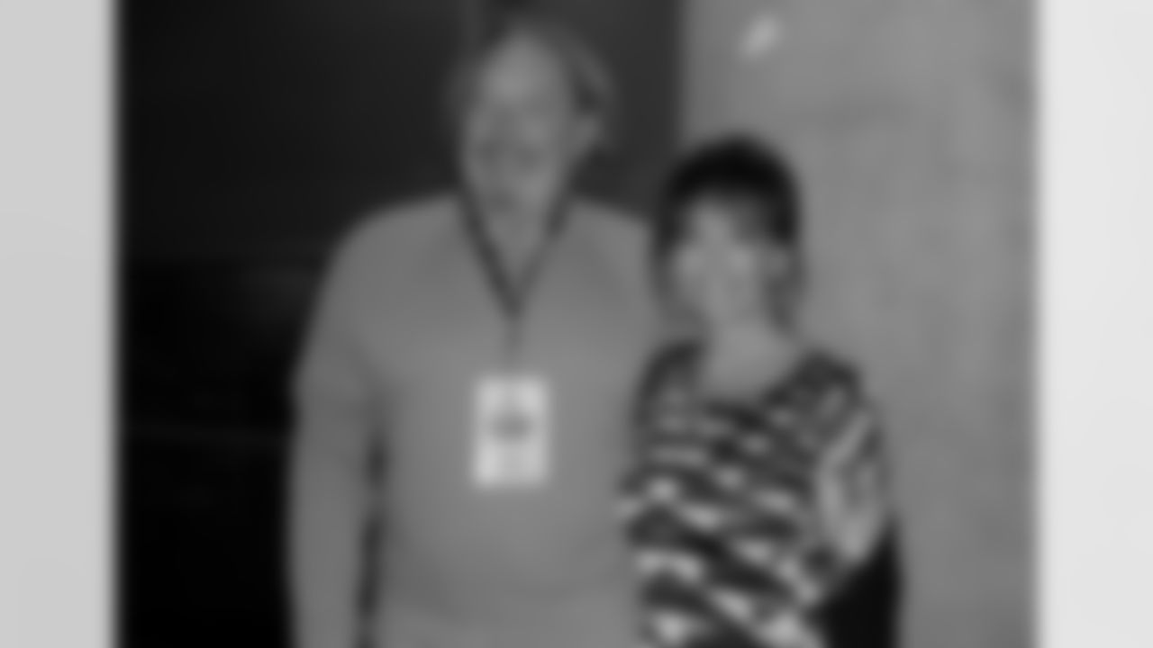 Bob & Rae Sanders