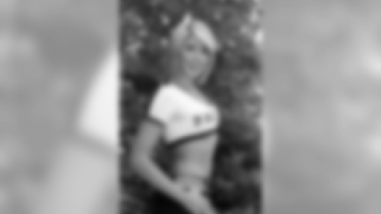 Reneau K. // 2011 Atlanta Falcons Cheerleaders Studio Shots // 2011 // Atlanta -