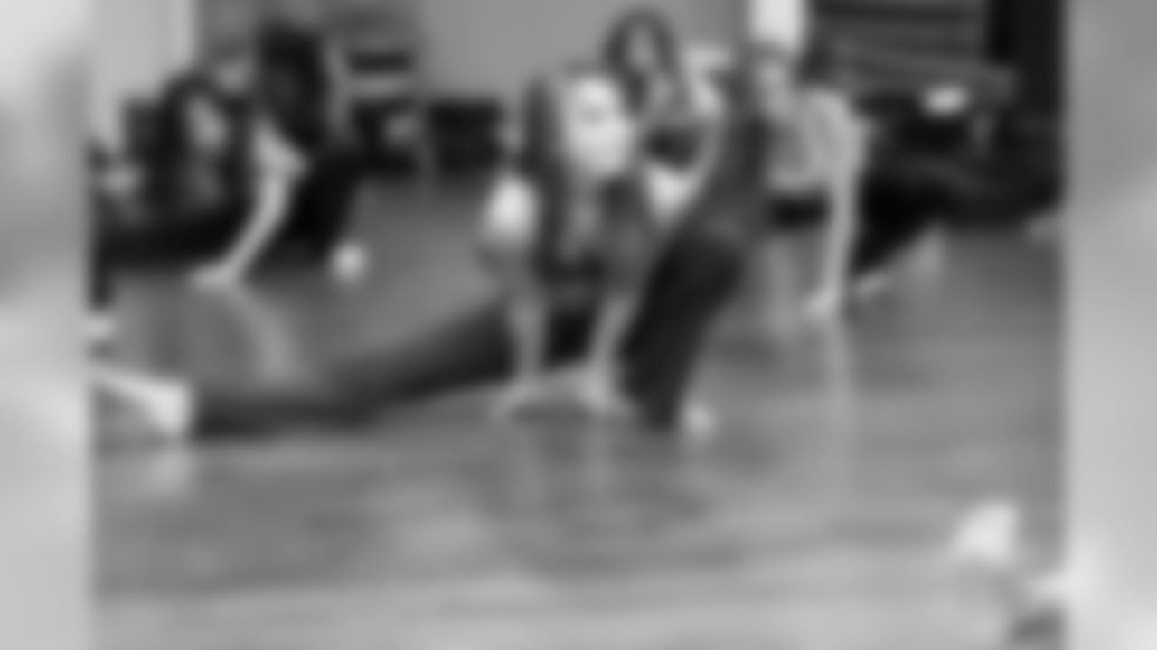 Natalie S. // Atlanta Falcons Cheerleaders Practice // 7/7/2011 // Atlanta -
