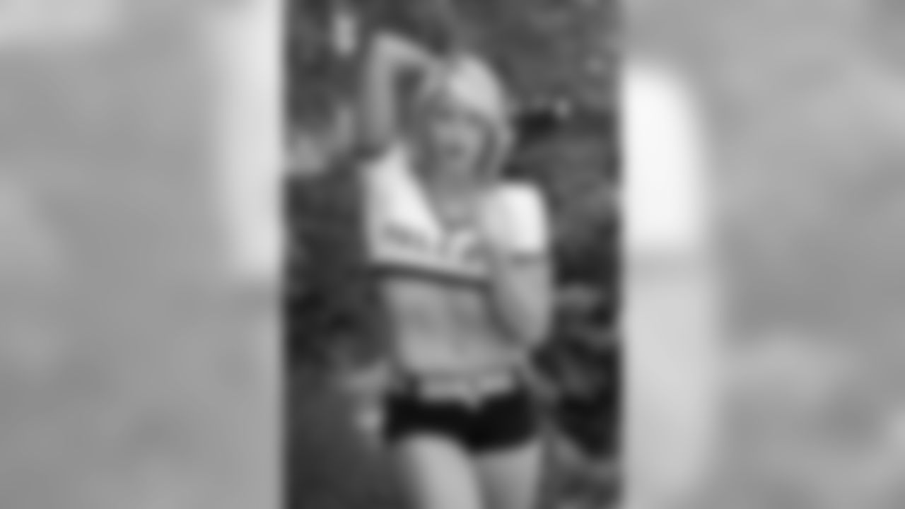Reneau K. // 2011 Atlanta Falcons Cheerleaders Studio Shots // 2011 // Atlanta -