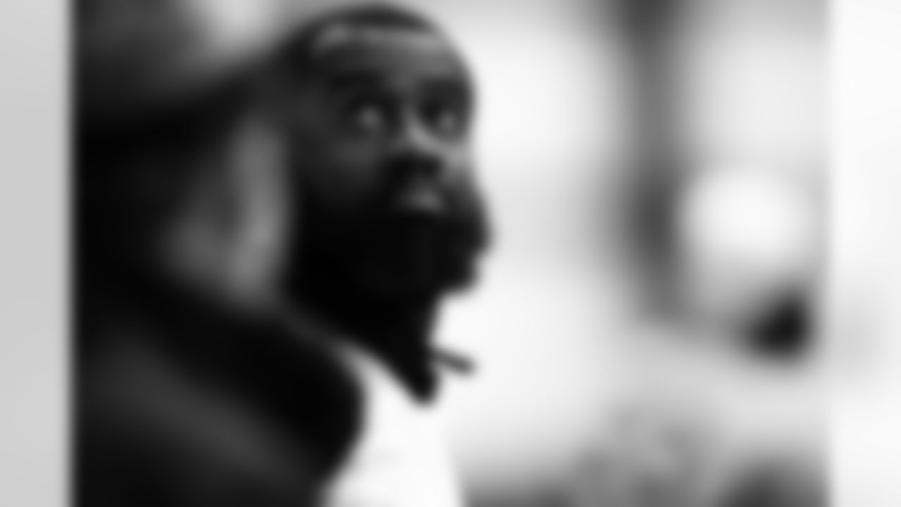 LB Bruce Carter
