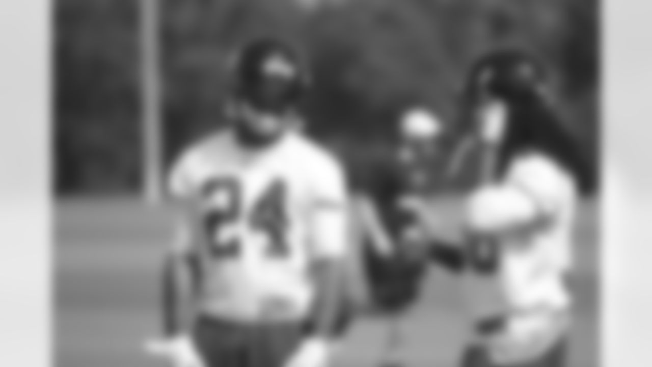The Atlanta Falcons continued their third week of OTAs in Flowery Branch // Offseason Training Activities - 2012 // June 13, 2012 // Flowery Branch, Ga. -