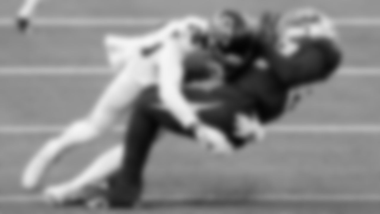 Atlanta Falcons cornerback Isaiah Oliver #26 in action during the second quarter against the Los Angeles Chargers on December 13, 2020.
