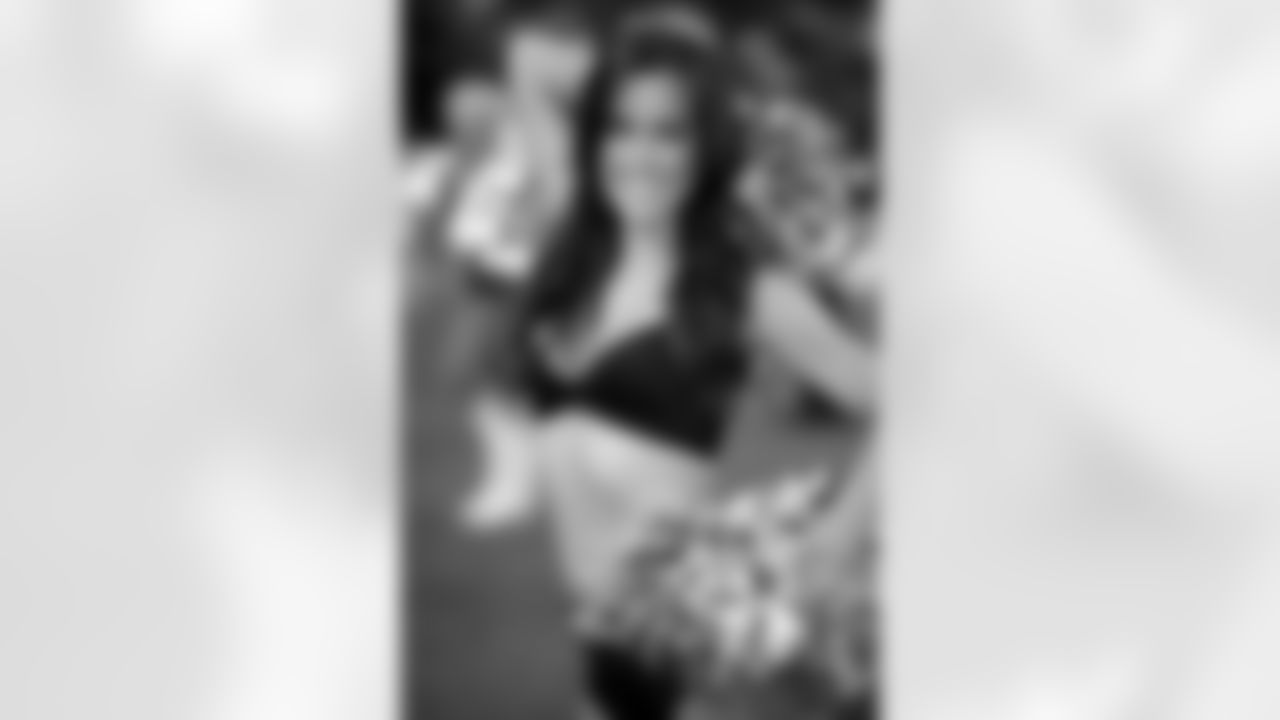 Atlanta Falcons Cheerleader Dana L. (PHOTOS: Art Morrison, Special to AtlantaFalcons.com)