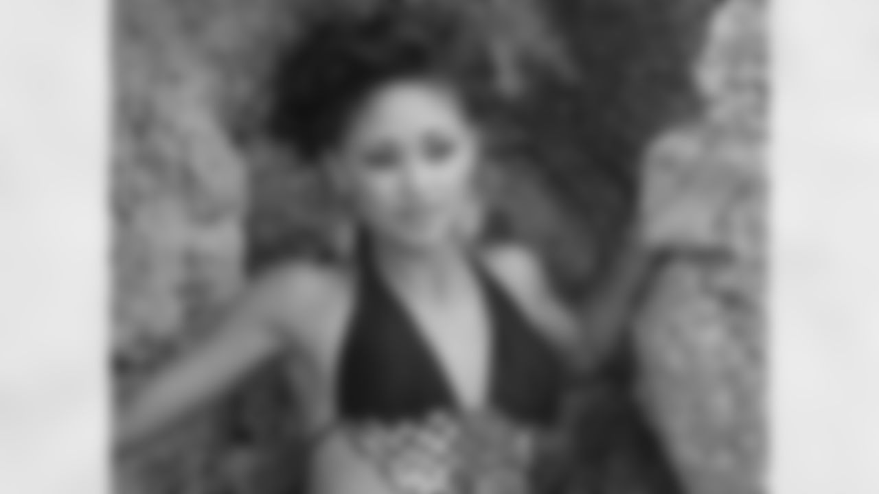 Brittiney W. // 2011 Atlanta Falcons Cheerleaders Swimsuit Calendar Photo Shoot // 2011 // Bermuda -