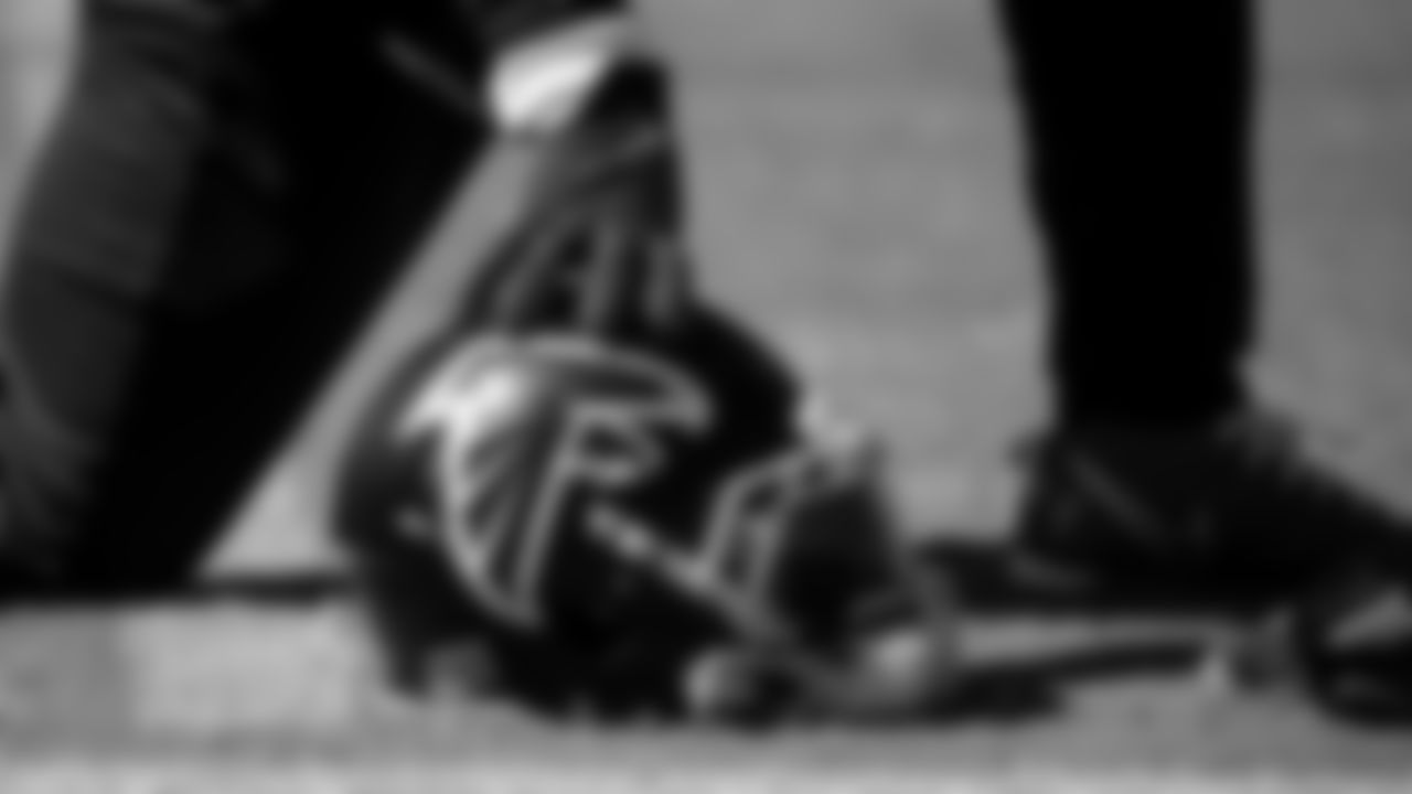 Atlanta Falcons running back Todd Gurley II #21 rests his hand on his helmet during practice at IBM Performance Field. (Photo by Kara Durrette/Atlanta Falcons)